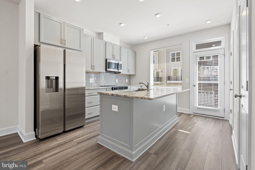 643 BELMONT BAY DRIVE