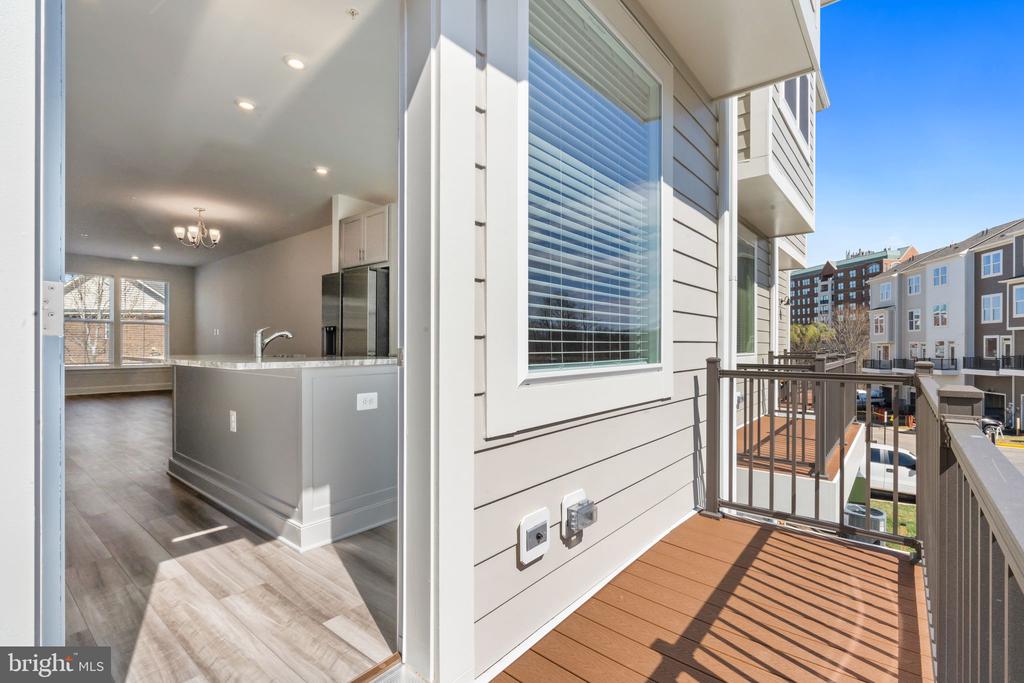 643 BELMONT BAY DRIVE