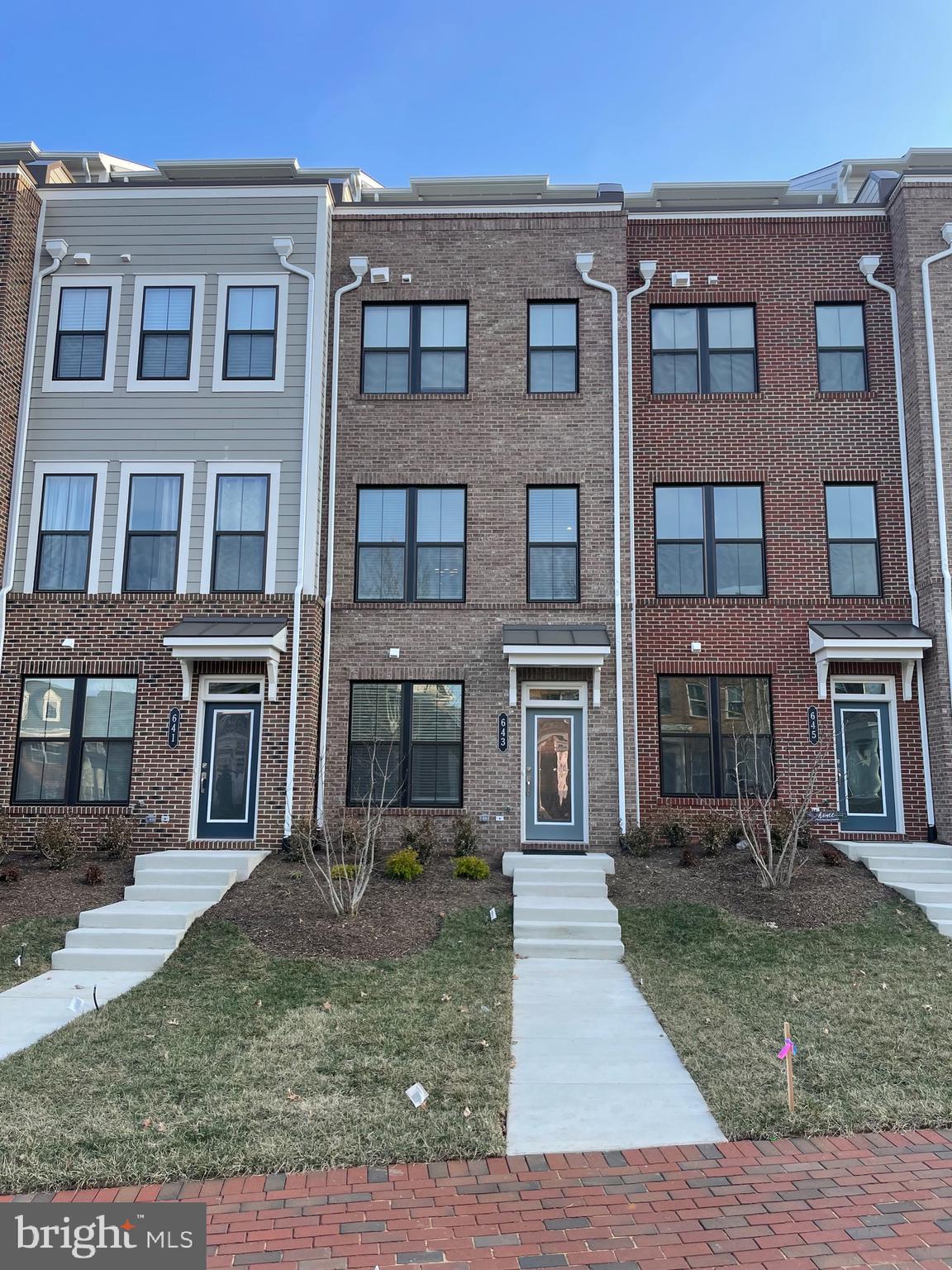 643 BELMONT BAY DRIVE