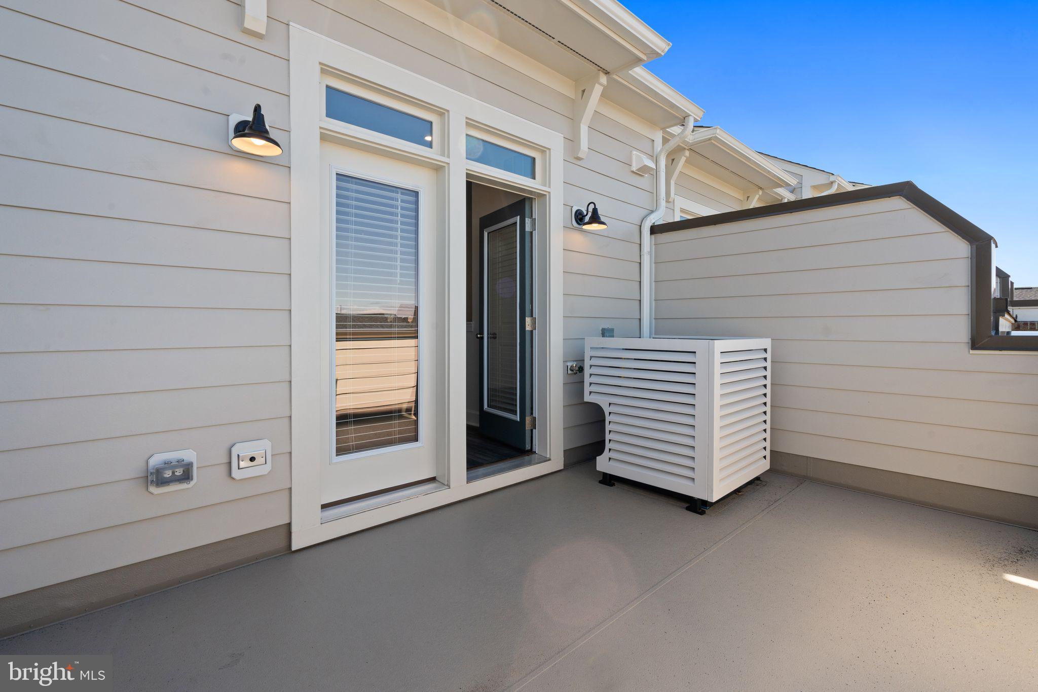 643 BELMONT BAY DRIVE