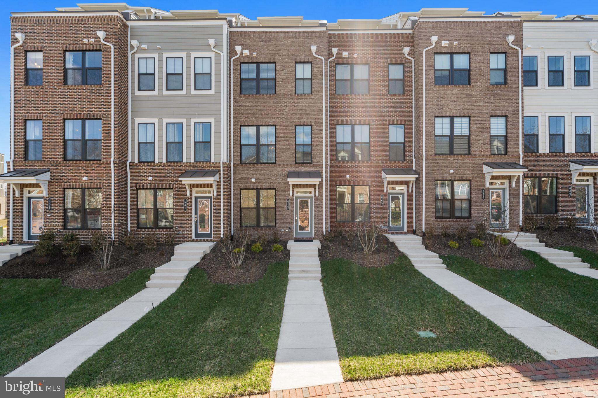 643 BELMONT BAY DRIVE