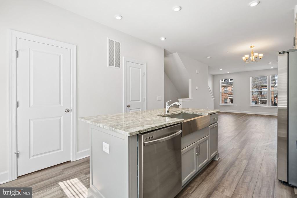 643 BELMONT BAY DRIVE