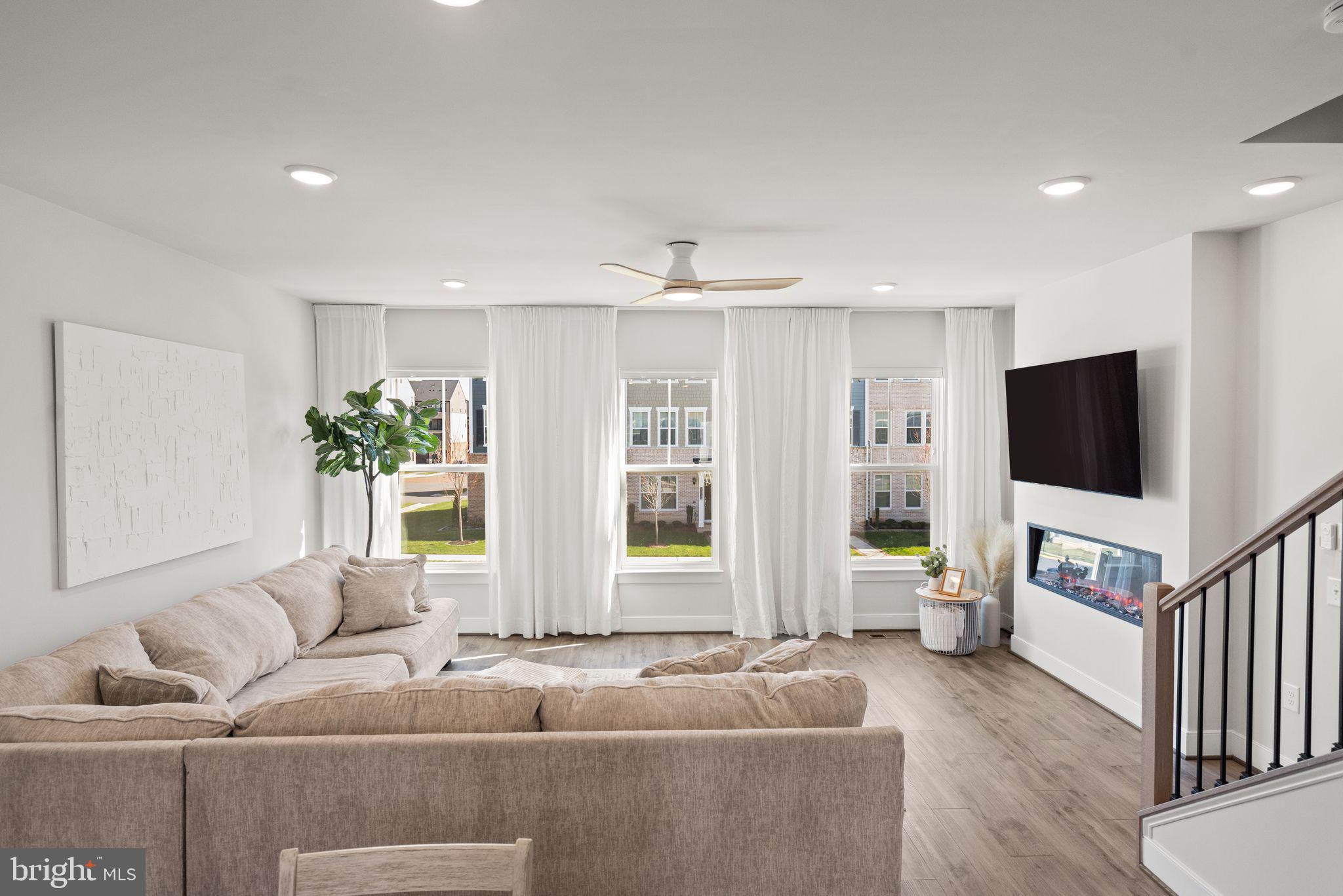 17307 TURNSTONE DRIVE