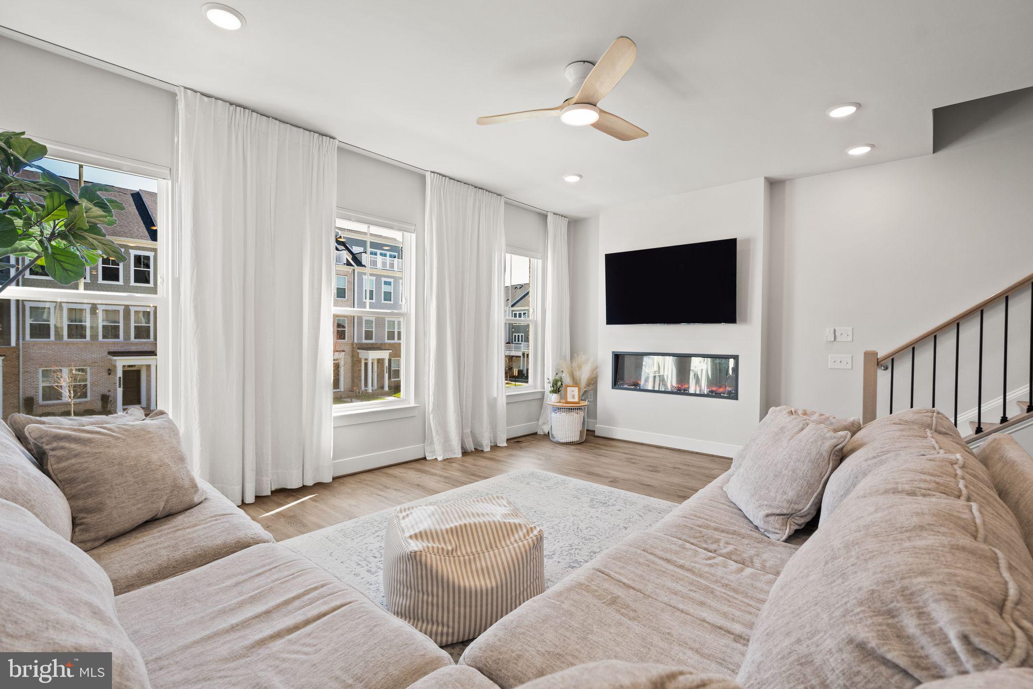 17307 TURNSTONE DRIVE