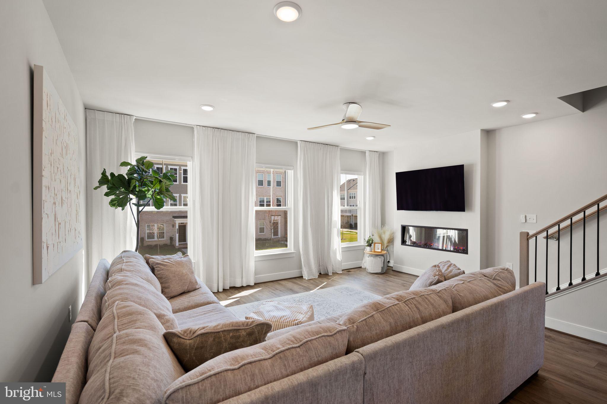 17307 TURNSTONE DRIVE