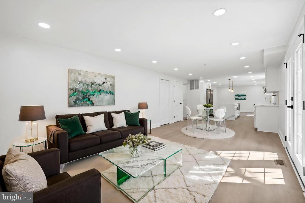 4178 WATERWAY DRIVE