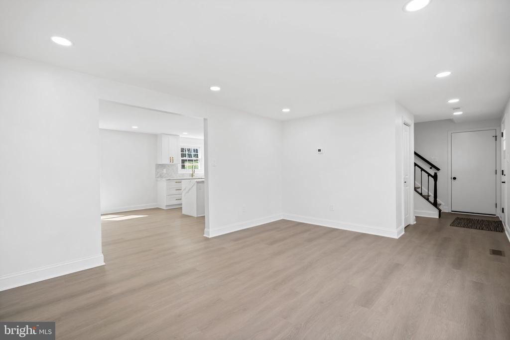 4178 WATERWAY DRIVE