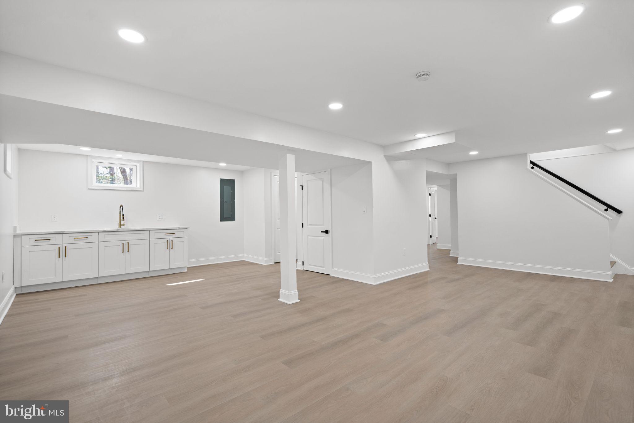 4178 WATERWAY DRIVE
