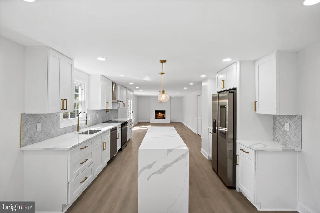 4178 WATERWAY DRIVE