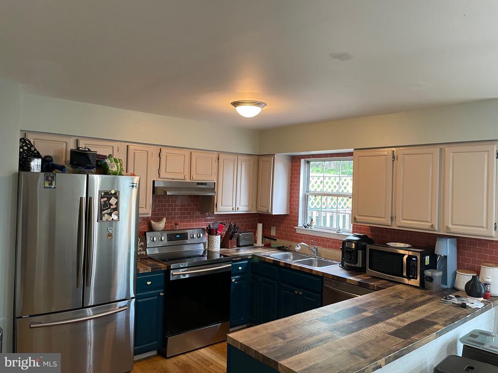 15109 ARDMORE LOOP