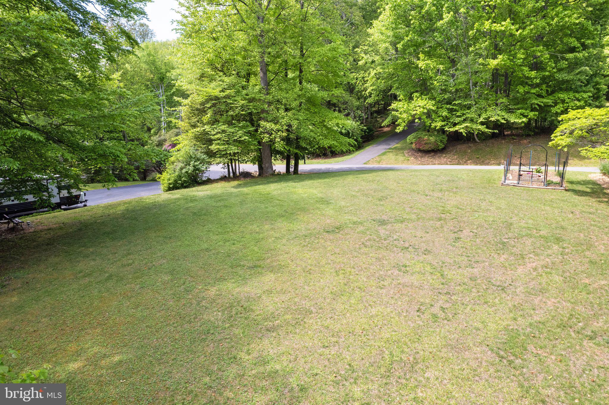 11913 FALLING CREEK DRIVE