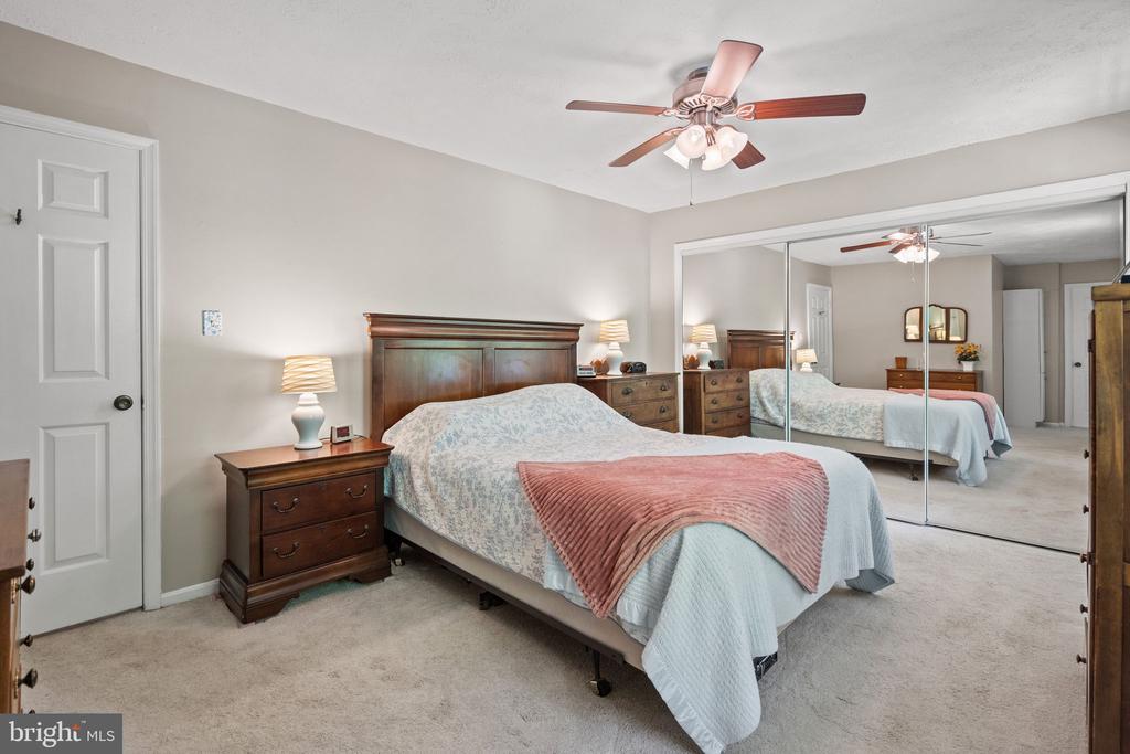 11913 FALLING CREEK DRIVE