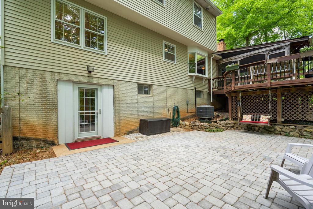 11913 FALLING CREEK DRIVE