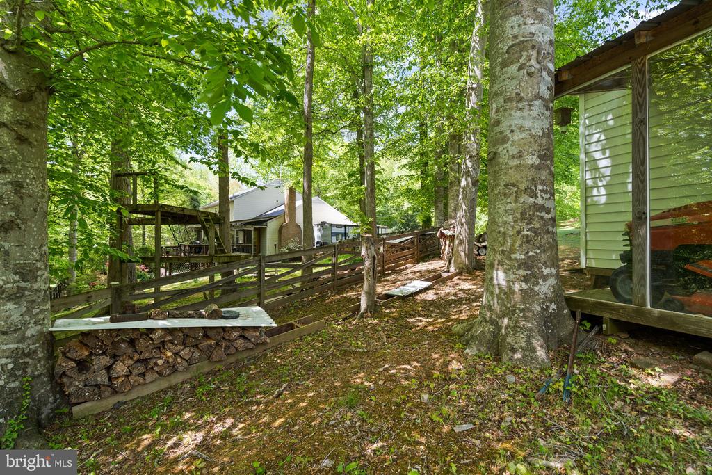 11913 FALLING CREEK DRIVE