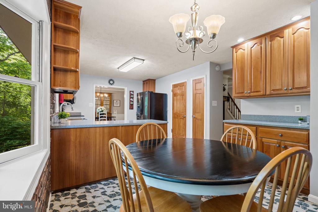 11913 FALLING CREEK DRIVE