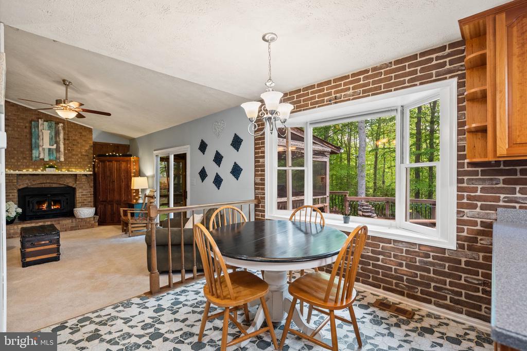 11913 FALLING CREEK DRIVE