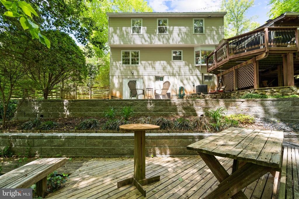 11913 FALLING CREEK DRIVE