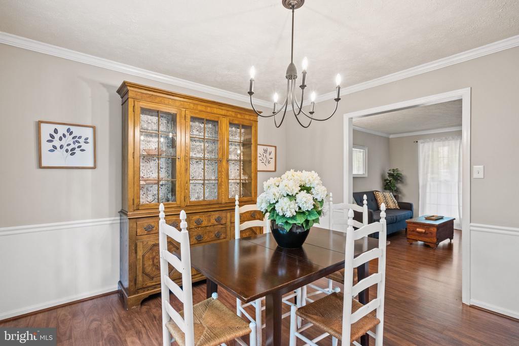 11913 FALLING CREEK DRIVE