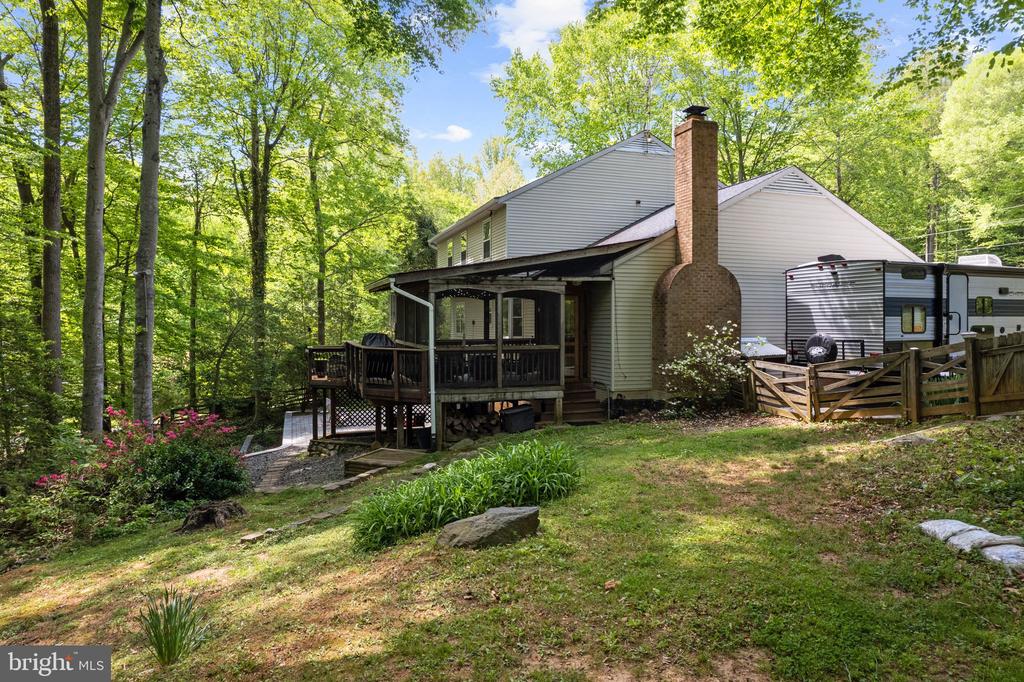 11913 FALLING CREEK DRIVE