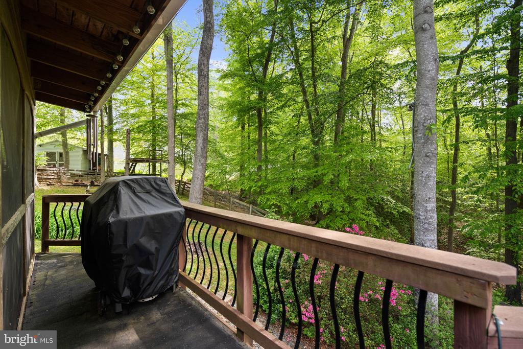 11913 FALLING CREEK DRIVE