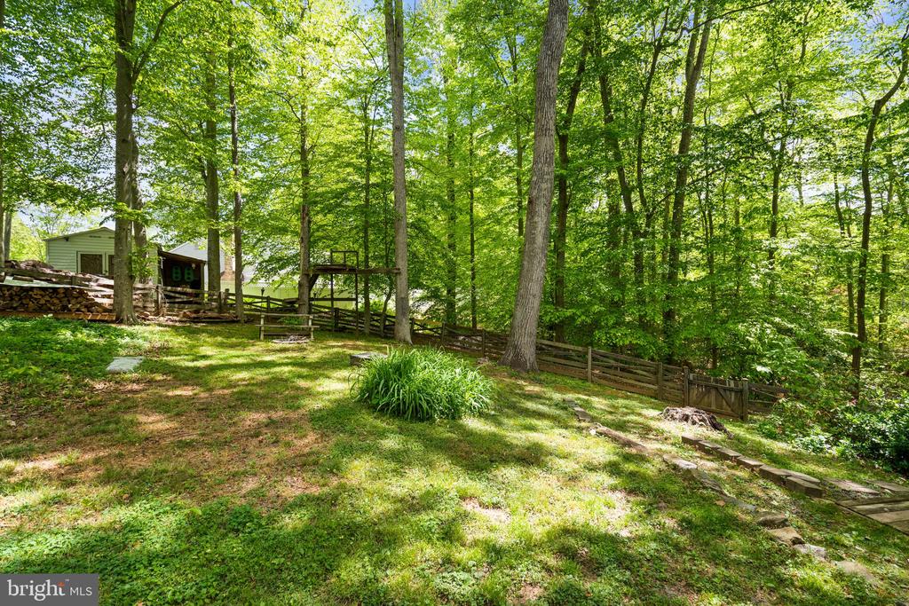 11913 FALLING CREEK DRIVE