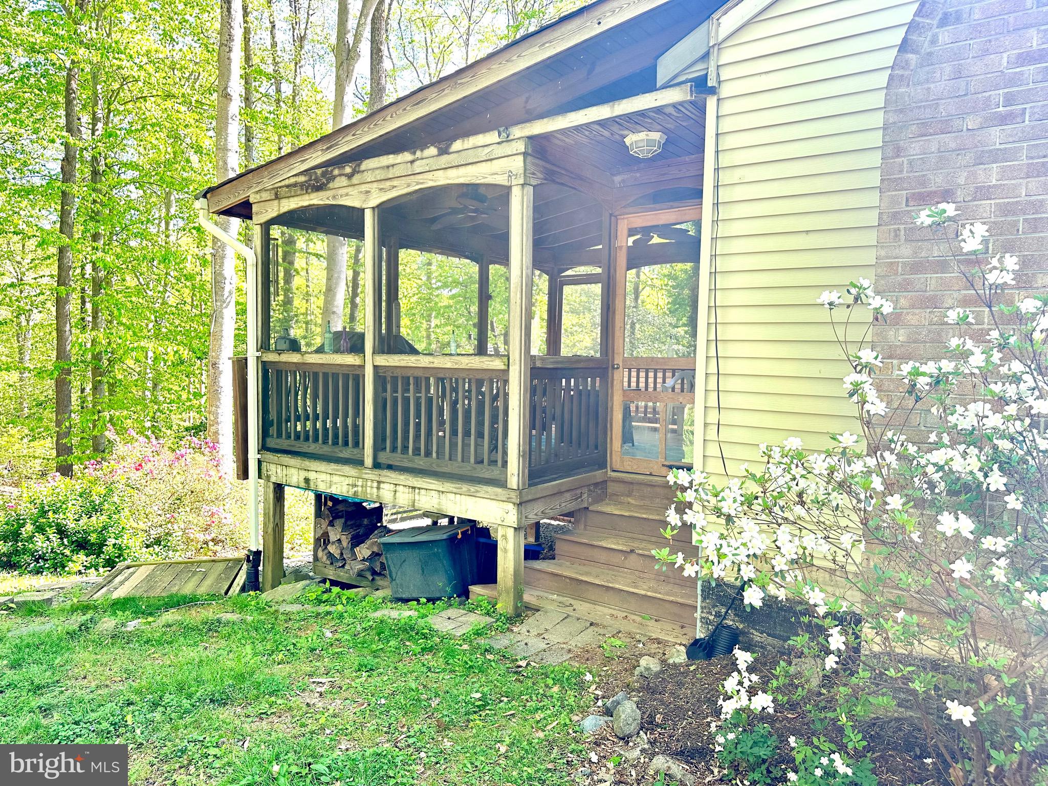 11913 FALLING CREEK DRIVE