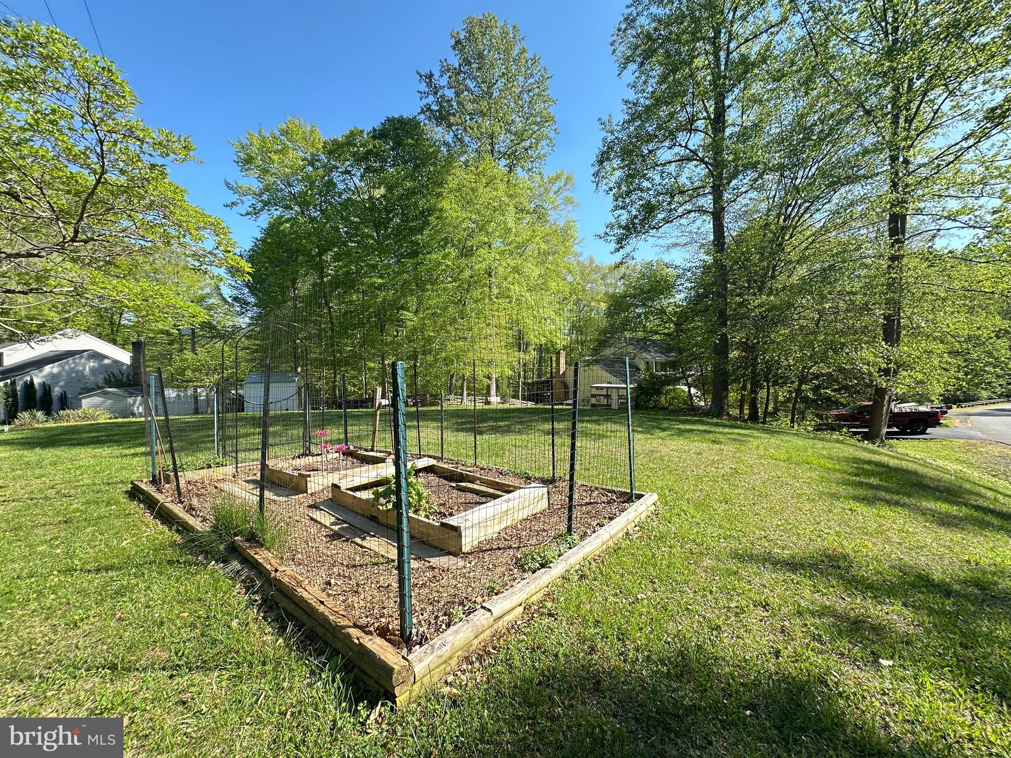 11913 FALLING CREEK DRIVE