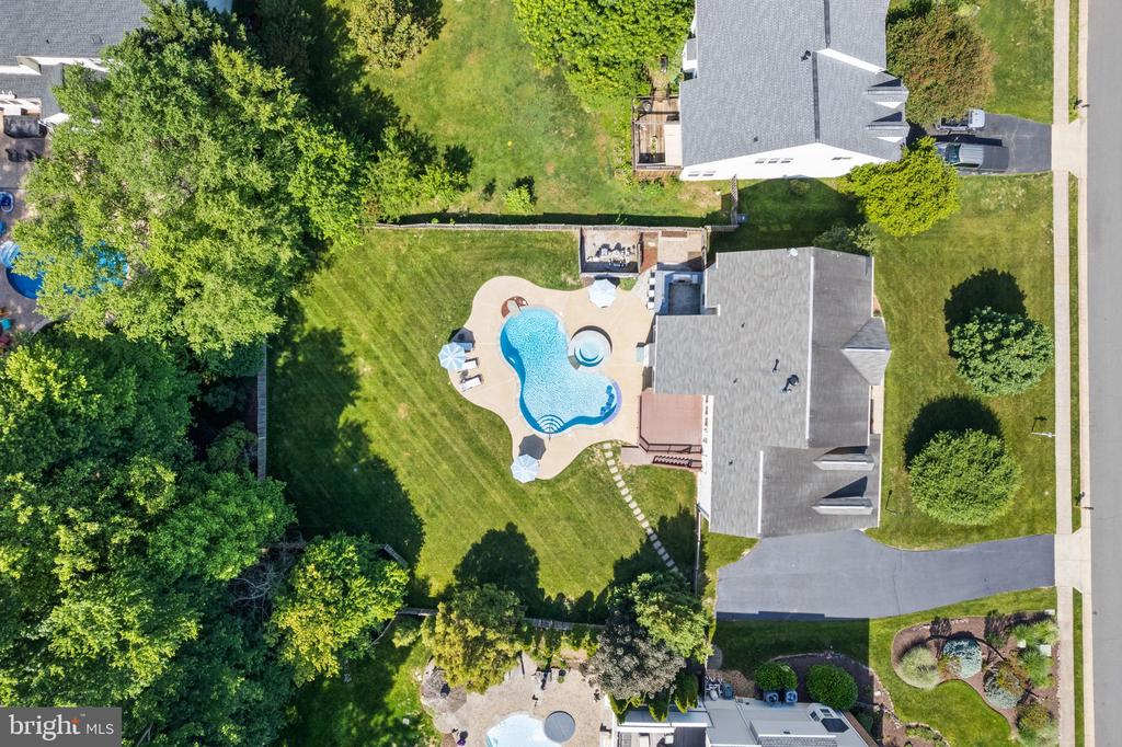 12923 CHAMPLAIN DRIVE