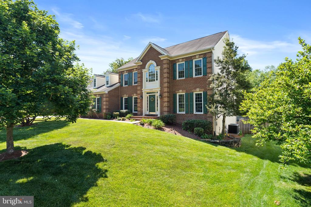 12923 CHAMPLAIN DRIVE