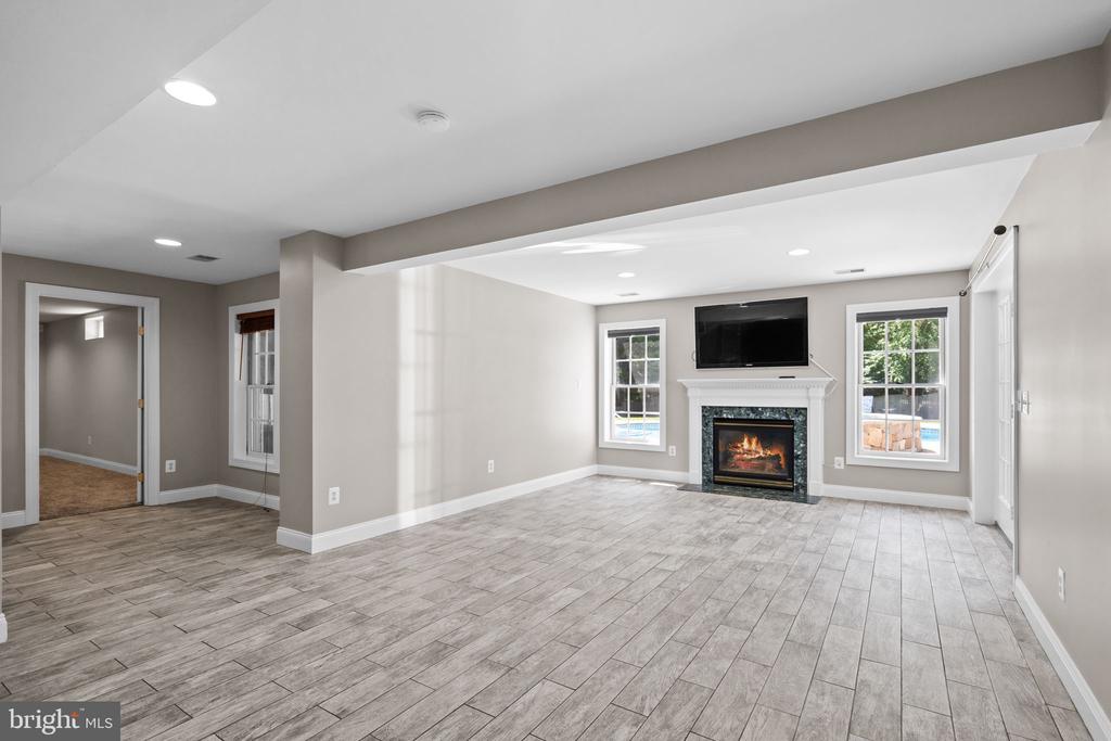12923 CHAMPLAIN DRIVE