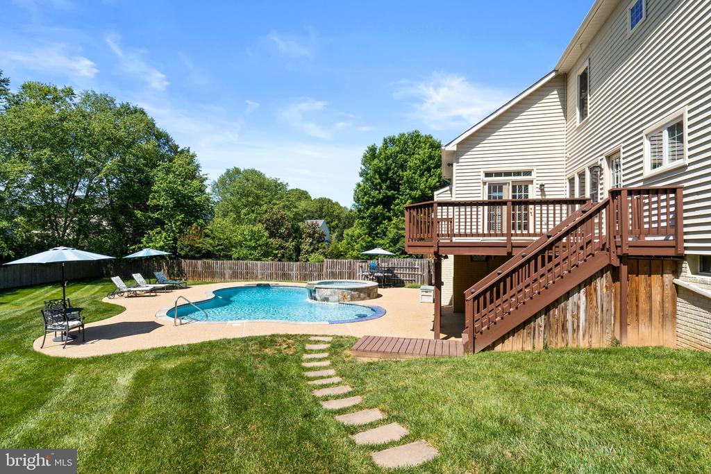 12923 CHAMPLAIN DRIVE