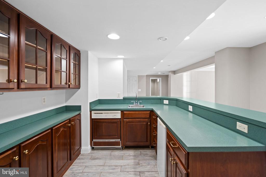 12923 CHAMPLAIN DRIVE