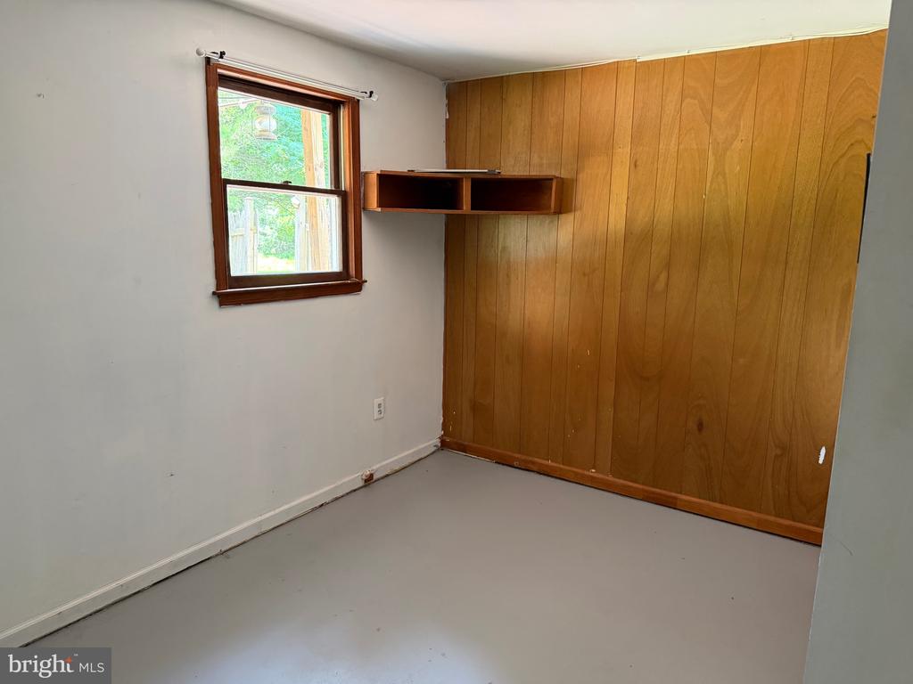 11107 BURWELL ROAD