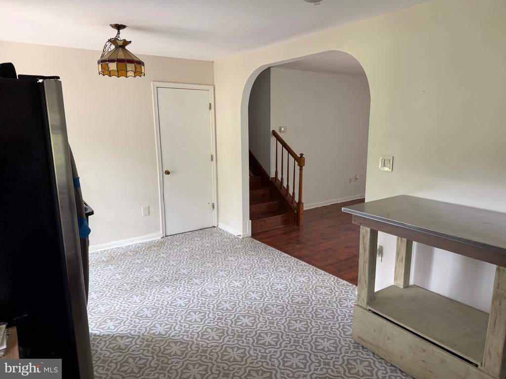 11107 BURWELL ROAD