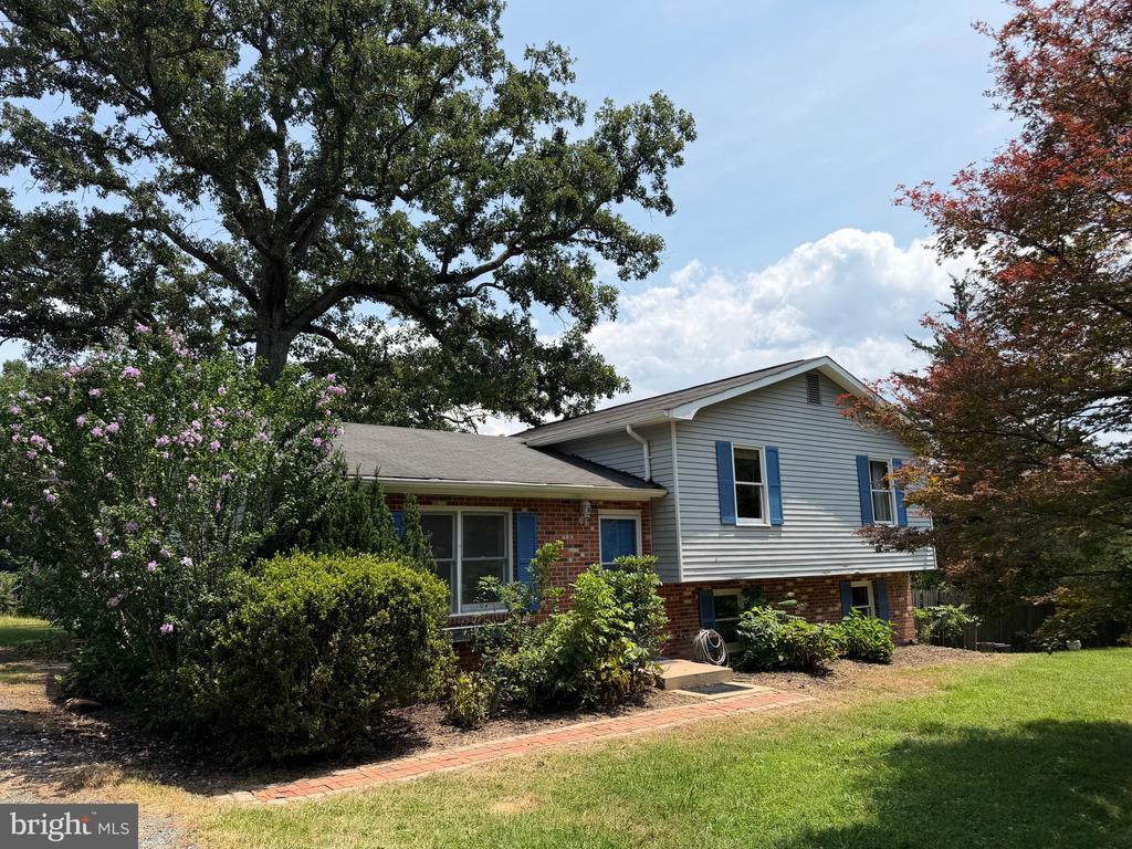 11107 BURWELL ROAD
