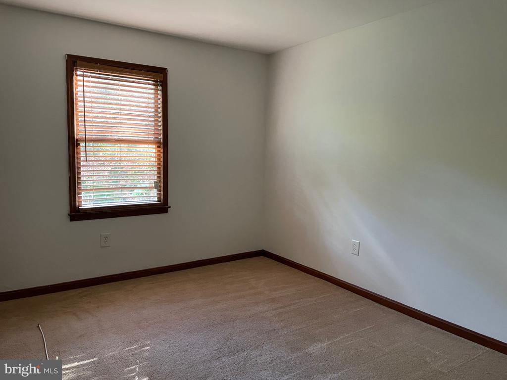 11107 BURWELL ROAD