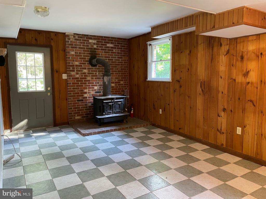 11107 BURWELL ROAD