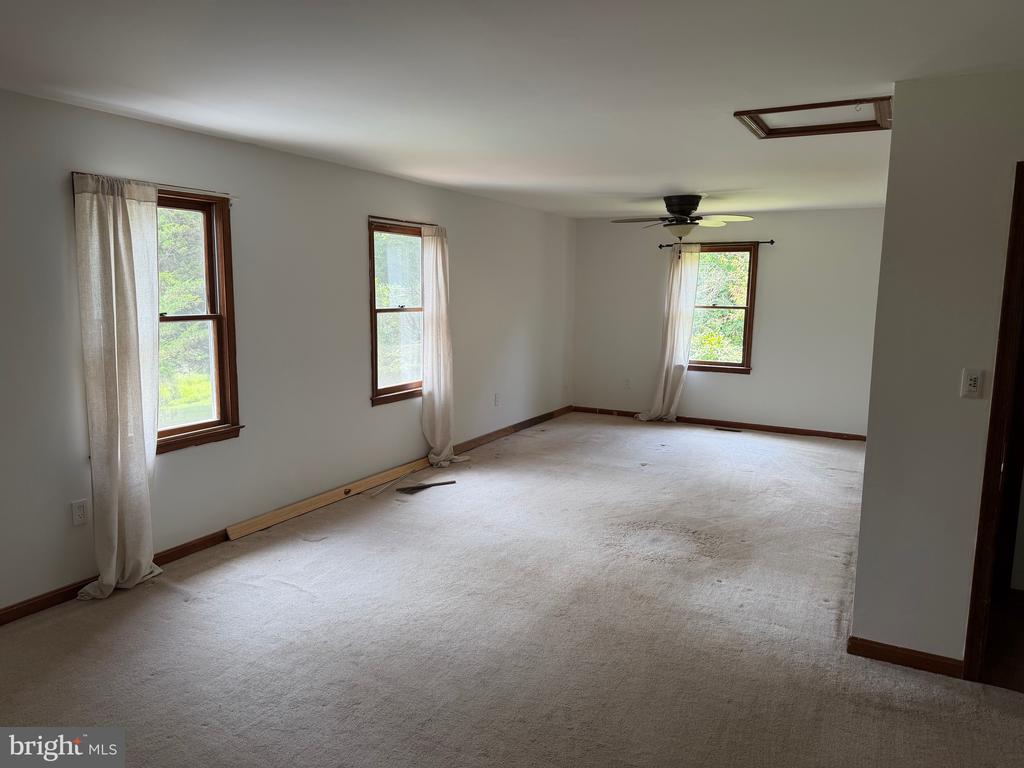 11107 BURWELL ROAD
