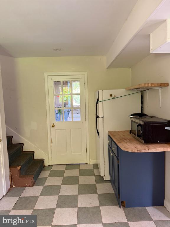 11107 BURWELL ROAD
