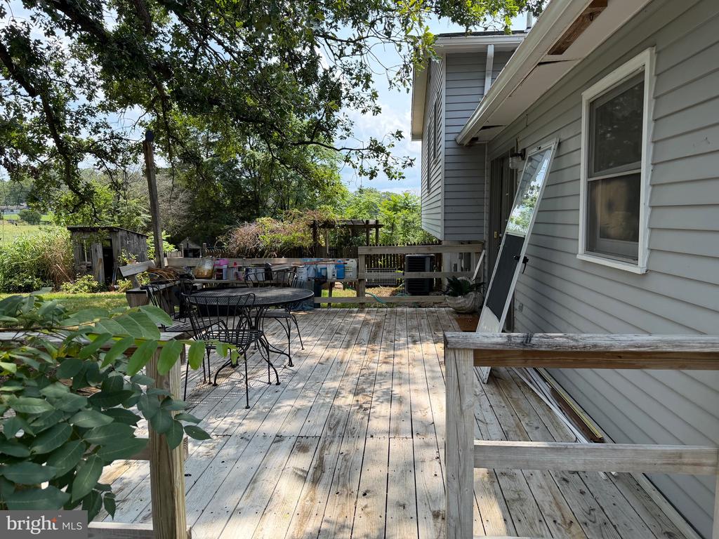 11107 BURWELL ROAD