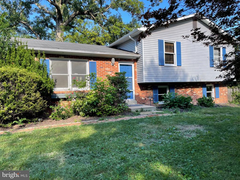 11107 BURWELL ROAD