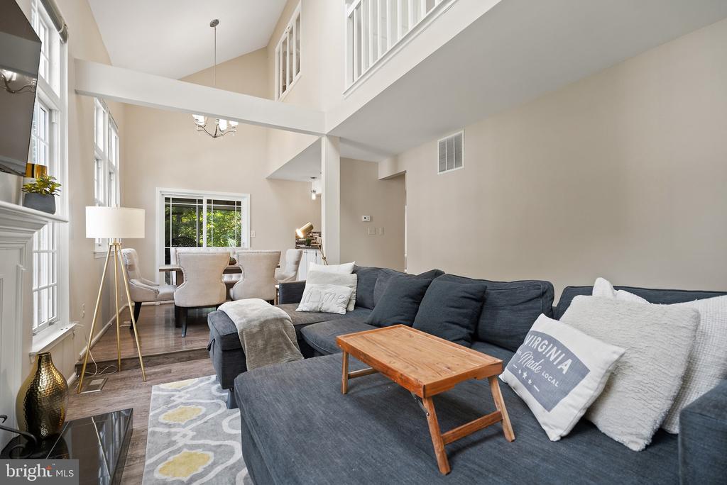 3079 FENNEGAN COURT