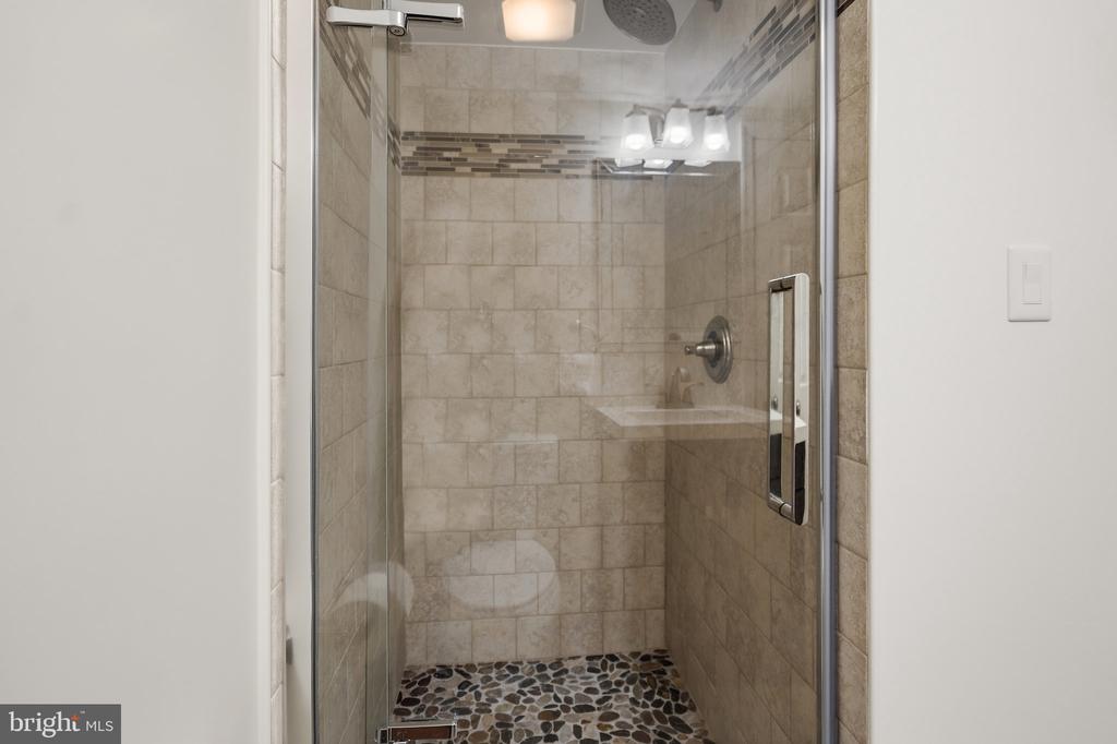 3079 FENNEGAN COURT