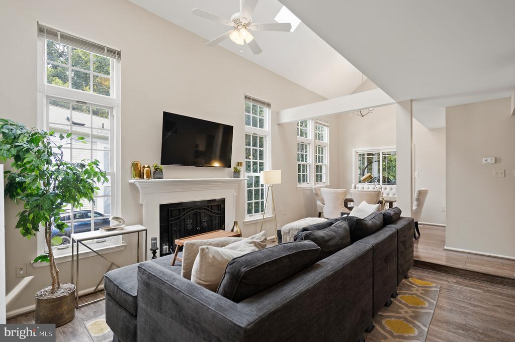 3079 FENNEGAN COURT
