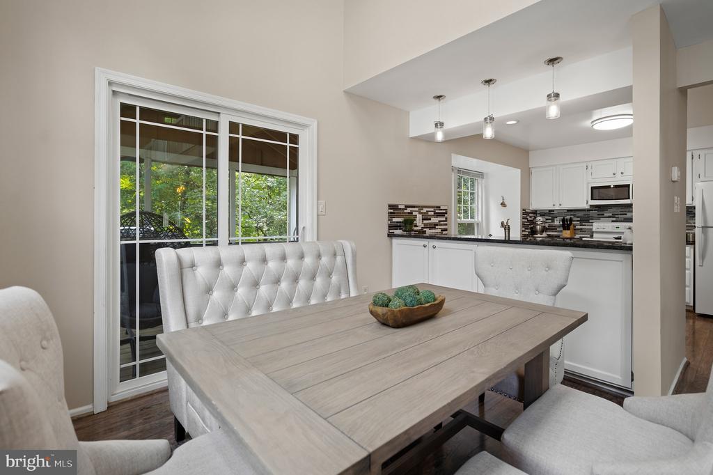 3079 FENNEGAN COURT