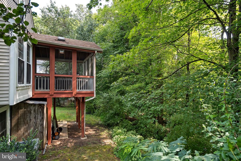 3079 FENNEGAN COURT