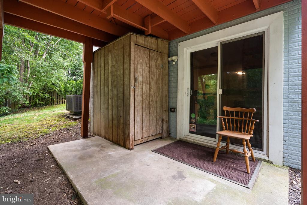 3079 FENNEGAN COURT