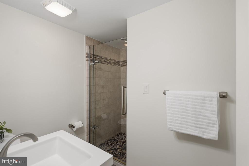 3079 FENNEGAN COURT