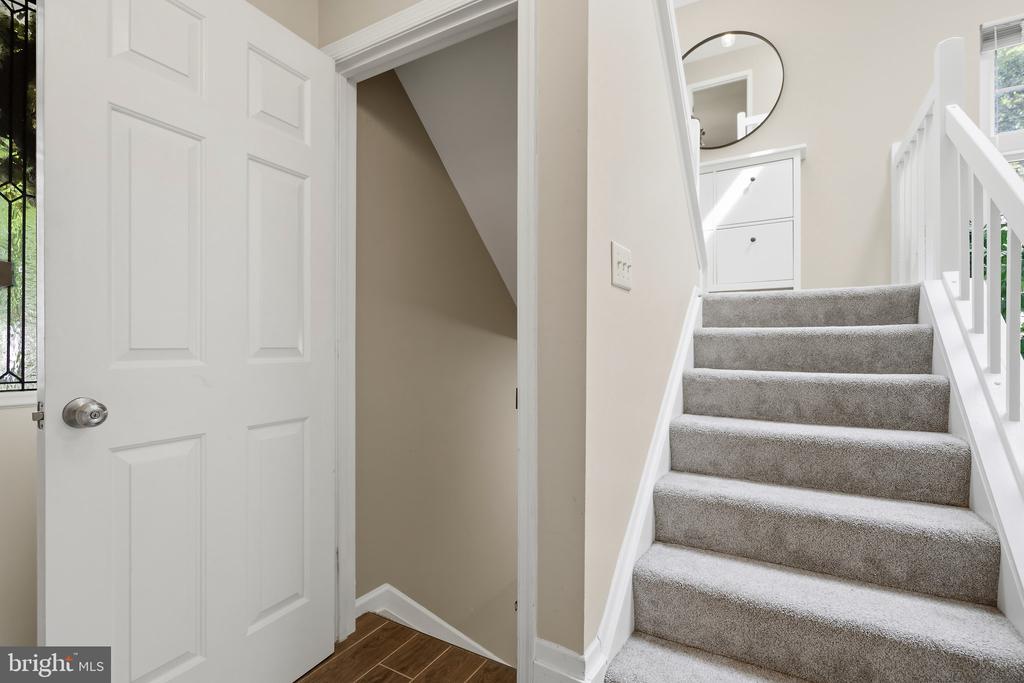 3079 FENNEGAN COURT