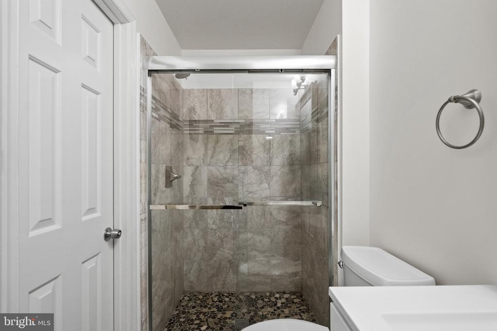 3079 FENNEGAN COURT